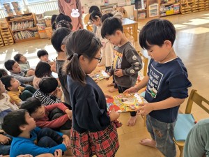 １１月のお誕生会がありました（３、４、５歳児）