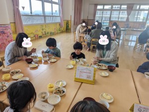 １１月のお誕生会がありました（３、４、５歳児）