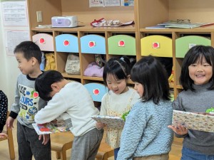 １月のお誕生会がありました（３、４、５歳児）