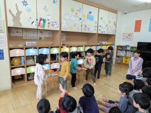 ２月のお誕生会がありました（３、４、５歳児）