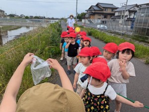 ごみゼロ運動・海岸清掃を行いました