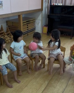 ８月のお誕生会がありました（３・４・５歳児）