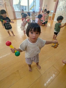 ８月のお誕生会がありました（０・１・２歳児）