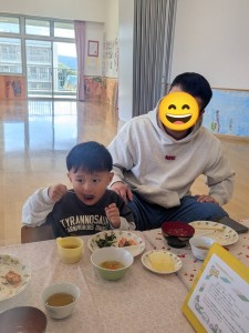 １１月のお誕生会がありました（３・４・５歳児）