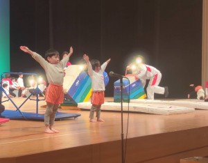 あすなろクリスマス発表会がありました