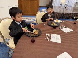 お食事会を行いました（５歳児さくら組）