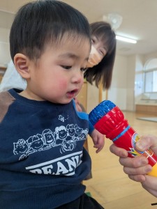 誕生会がありました（０・１・２歳児）