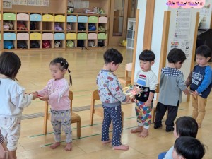 誕生会がありました（０・１・２歳児）
