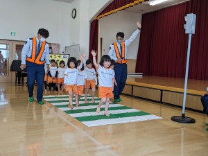 春の交通安全指導がありました！！