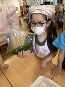 おやき作りをしました！（５歳児さくらぐみ）
