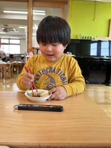 おやき作りをしました！（５歳児さくらぐみ）