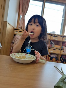 笹巻き作りをしました！！（5歳児🌸さくらぐみ）