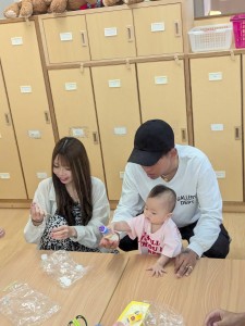 保育公開・懇談会がありました♪（０．１．２歳児）