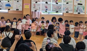 保育公開・懇談会がありました♪（０．１．２歳児）