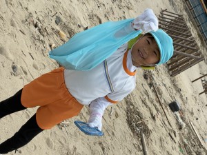 海岸清掃に行きました！（5歳児さくらぐみ）