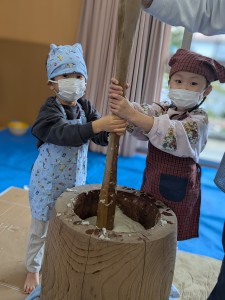 おもちつきをしました！！